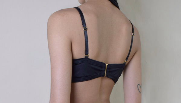 BLACK BRA